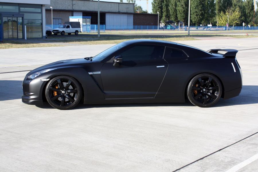  Nissan GT-R by AVUS Perfomance 2009 года  (фото 2 из 18)